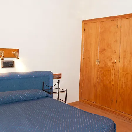 Nevasur Hotel 3*