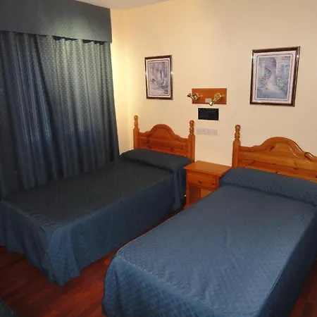 Hotel Nevasur 3*